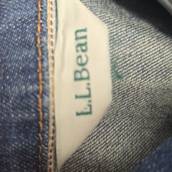 L.L. Bean BeanFlex Jean Jacket - Picture 7 of 10